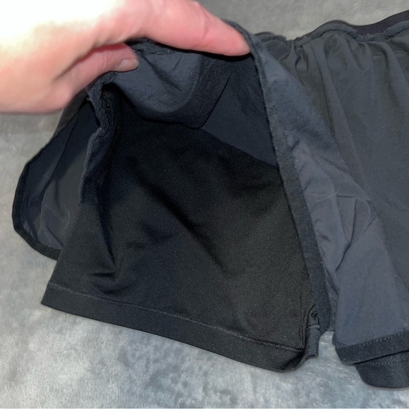 Nike Dri-Fit Athletic Shorts with Attached Biker Shorts Women’s Size Large - Picture 6 of 7